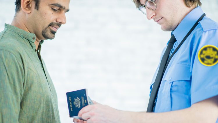 Dich Vu Xin Visa 6 Thang Nhieu Lan Cho Nguoi Nuoc Ngoai.1